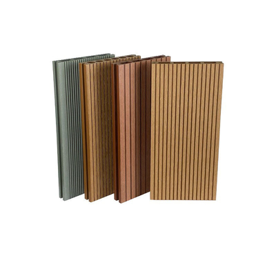 comprar El Decking no- del surco WPC del resbalón sube al tablón al aire libre 140x25m m Gray Tan del piso de la ingeniería del parque del camino del panel fabricación en línea