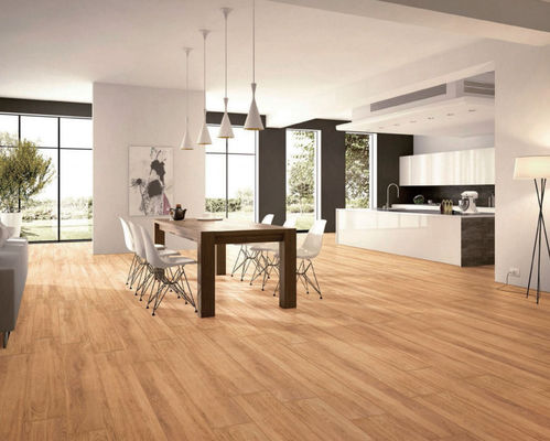 comprar La madera de ISO13006 200x1200m m efectúa las tejas al aire libre de la porcelana, teja de madera multicolora del AAA del grado fabricación en línea