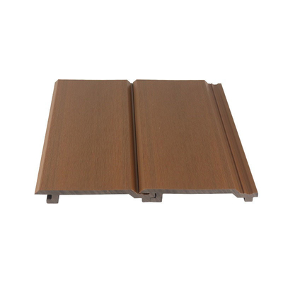 Panel de revestimiento de WPC a prueba de fuego 145x20.5mm Marrón y madera exterior de plástico de pared compuesta para el proyecto