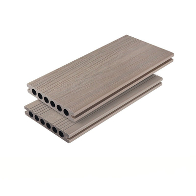 El panel de piso compuesto plástico del moho WPC del Decking de madera anti de color caqui del piso 138x23m m fuera de la decoración del patio