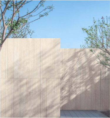 Finalización mate 60x120cm Piedra de travertino Beige resistente a los arañazos Pared de cortina exterior Tejas de porcelana para cuadrado