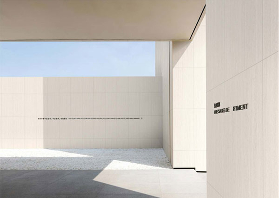 Bloqueado de ladrillo 60x120cm acabado mate Beige Travertino Piedra de cortina exterior Pared de porcelana azulejos para terraza y jardín
