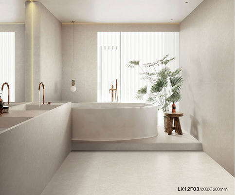 Los azulejos texturizados a prueba de agua y los azulejos de porcelana suave de vidrio para ducha de 120x60 cm en el suelo exterior