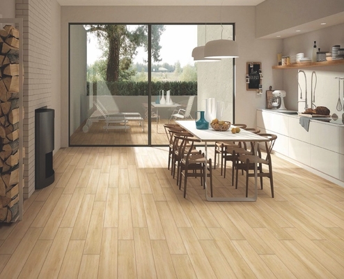 Resistente al desgaste 150x900mm Piso interior Barras de porcelana de madera para el dormitorio Marrón y gris