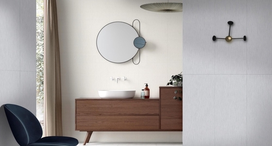 Tejas de porcelana antibacteriana de color gris claro de 400x1200 mm para suelos interiores