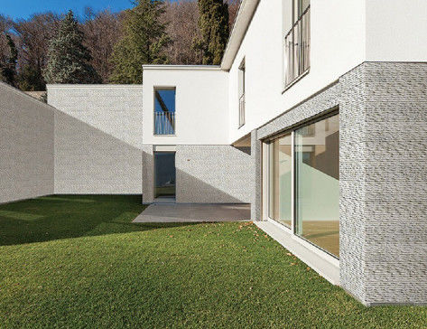 Revestimiento exterior de cerámica Waterstone 150x600mm Blanco Gris Negro