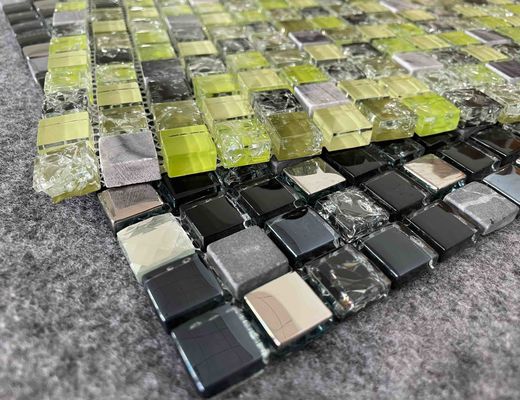 El acero galvanizó la pared decorativa 1.36kgs de la ducha del fondo de la encimera de las tejas de mosaico del SGS