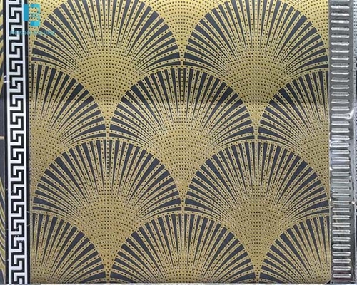 LA LÍNEA DE ORO EN ABANICO DE 600X600M M DISEÑA LA TEJA ANTIRRESBALADIZA DECORATIVA DE LA PORCELANA DE LAS TEJAS DEL PISO Y DE LA PARED